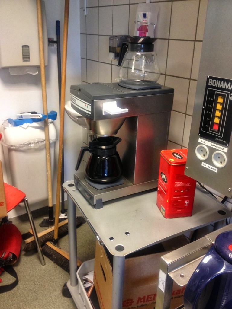 Dagen igennem sørgede Jesper eller Benny for frisk kaffe hele tiden