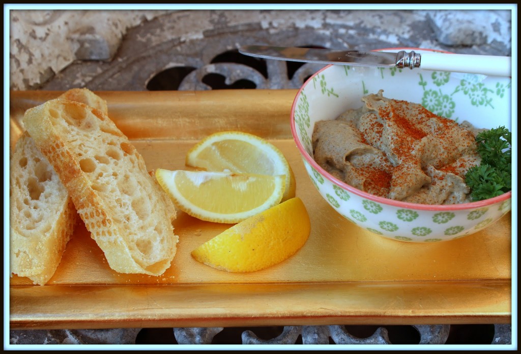 Auberginesalat med tahin.