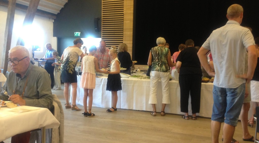 Hmmm...buffet...