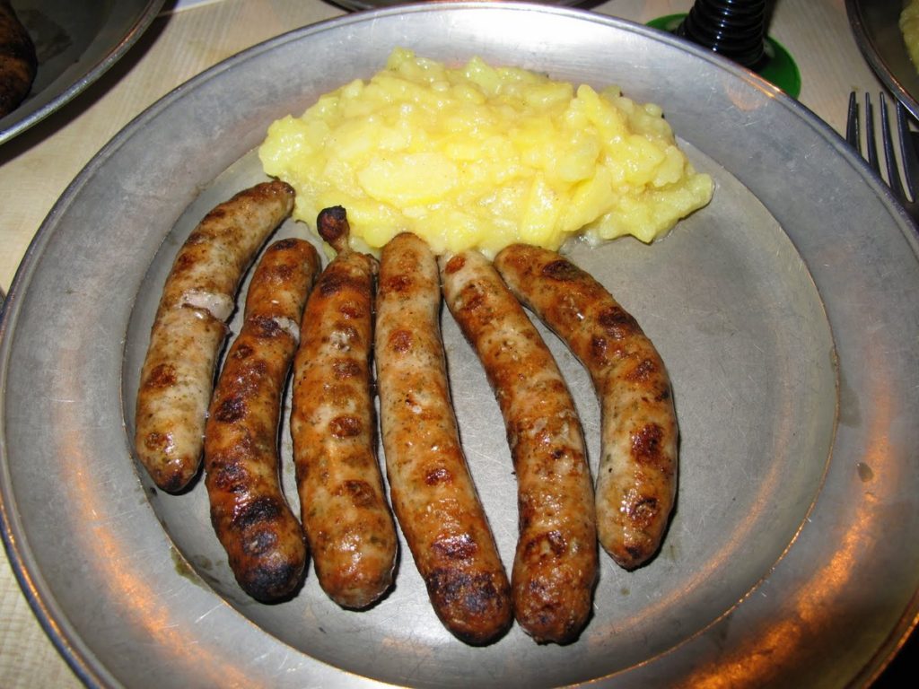 Og naturligvis Nurnberg-pølser med sauerkraut. Smagte fremragende.